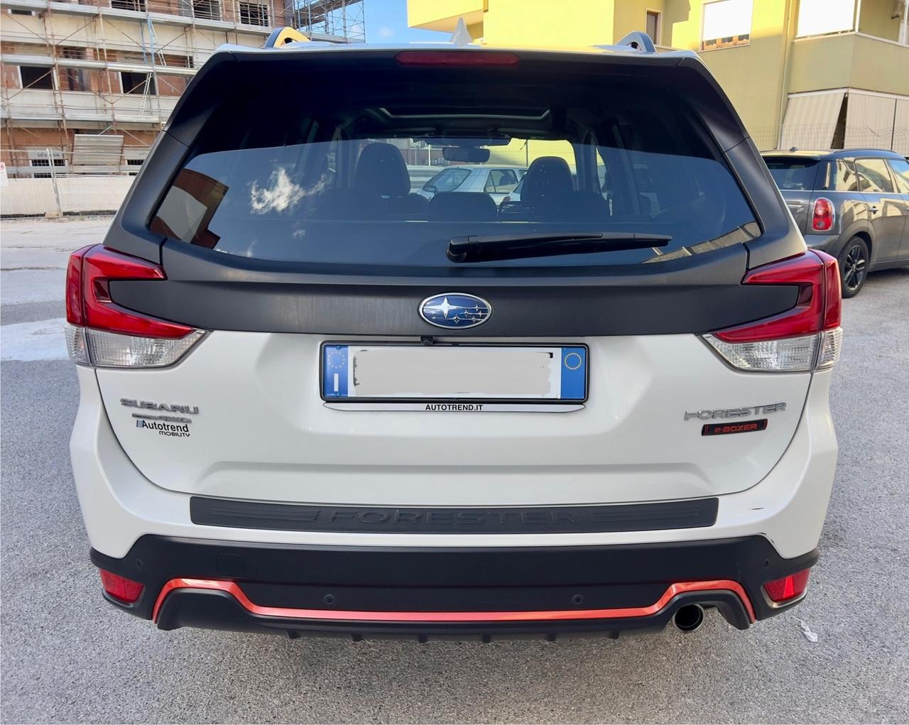 Subaru Forester 2.0 e-Boxer MHEV CVT Lineartronic 4dventure