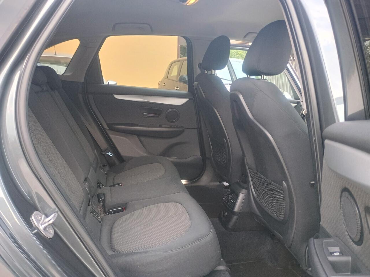 Bmw 216 218d Active Tourer Advantage