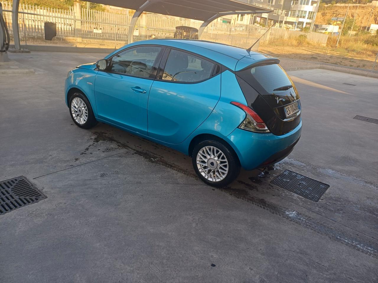 Lancia Ypsilon 1.2 69 CV 5 porte S&S Platinum 2014