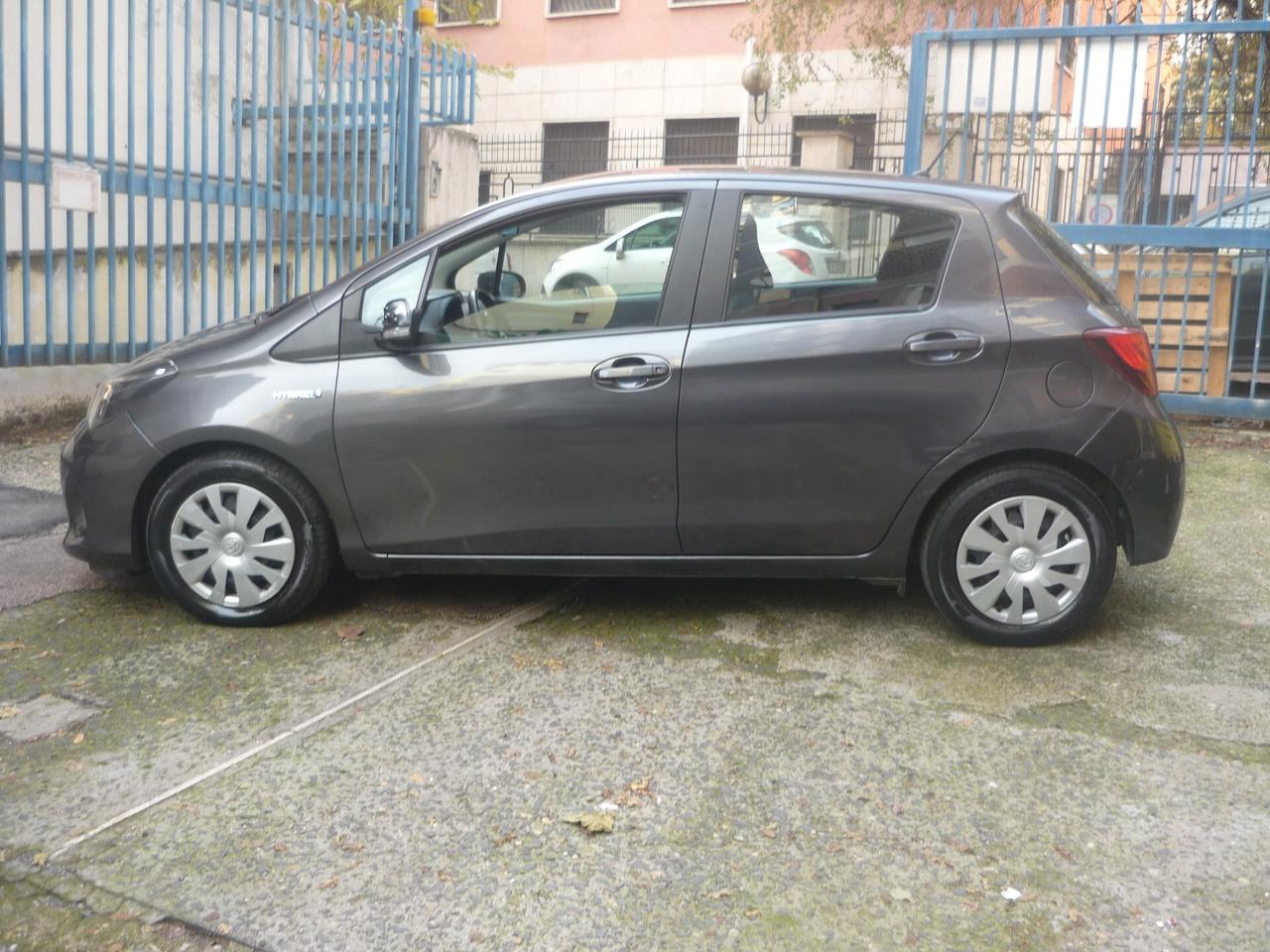 Toyota Yaris 1.5 Hybrid 5 porte Active