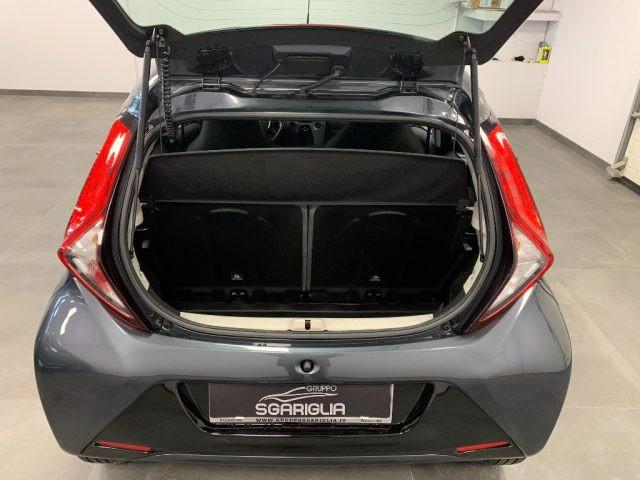 TOYOTA Aygo 1.0 Benzina 5 Porte Connect x-business