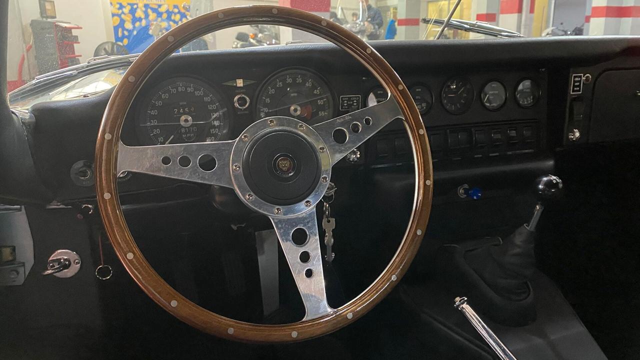 Jaguar E-Type 4.2