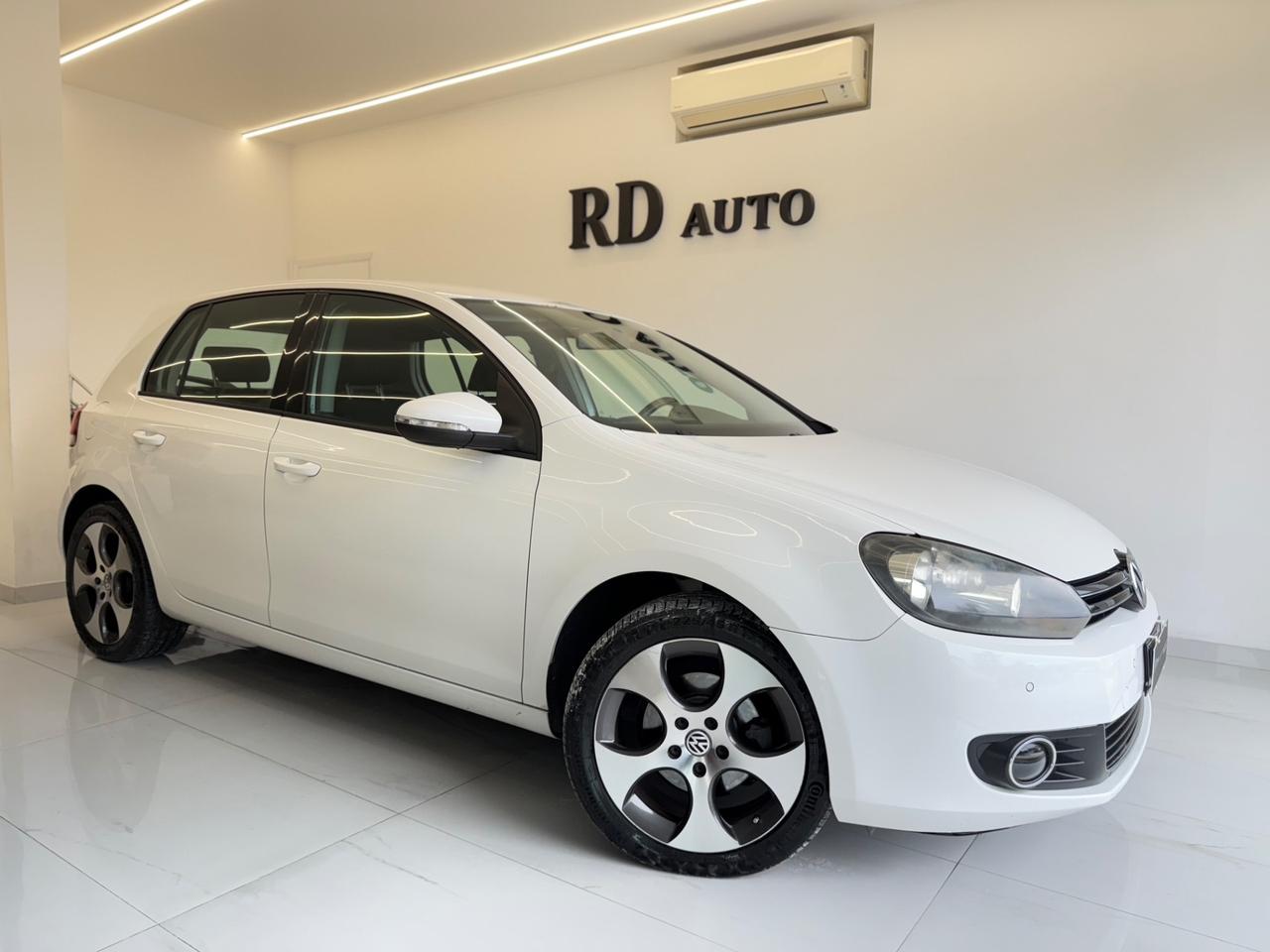 Volkswagen Golf 6 5p 1.6 tdi Highline automatica ok neopatentati