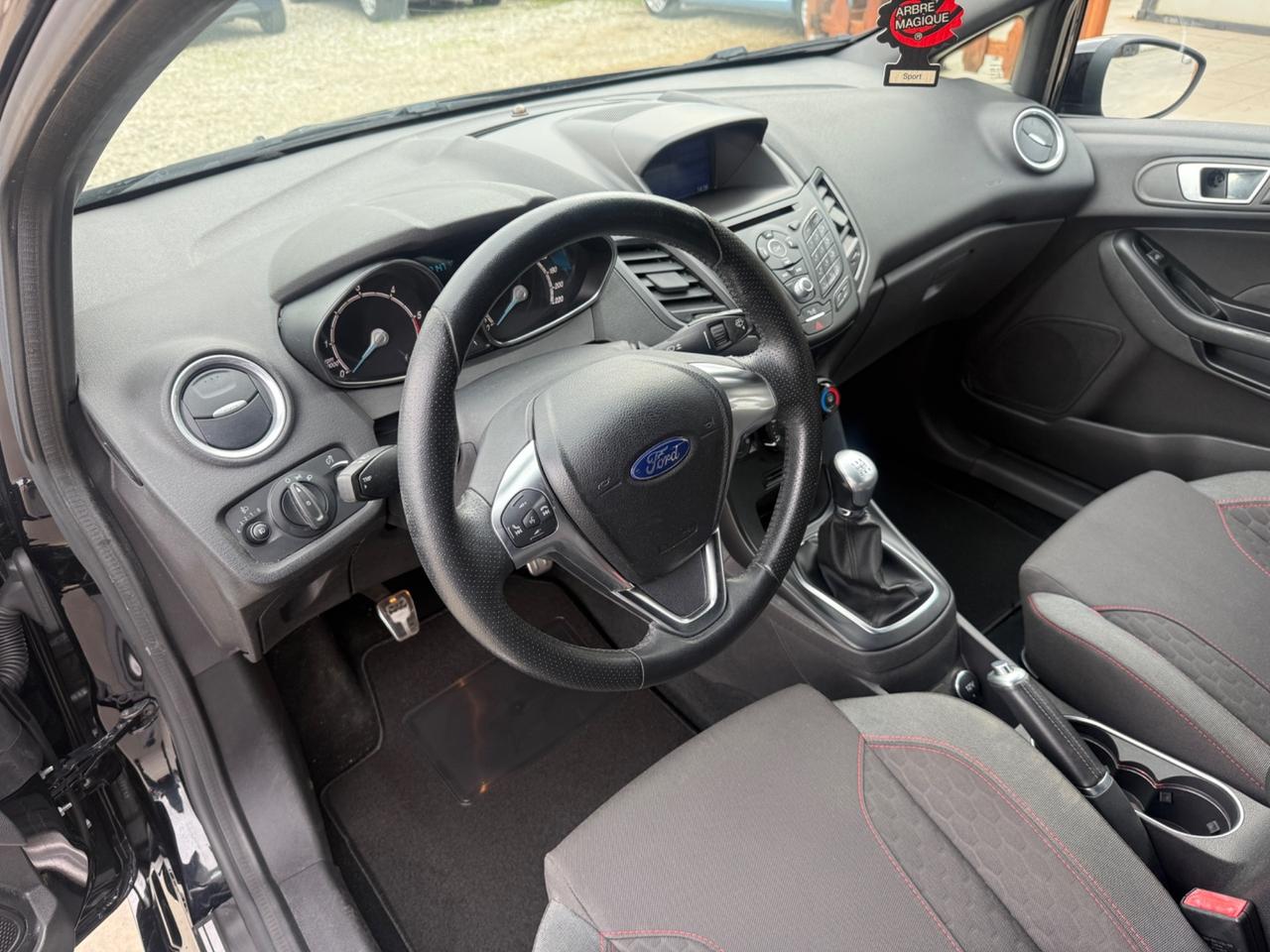 Ford Fiesta 1.5 TDCi 75CV 5 porte ST-Line