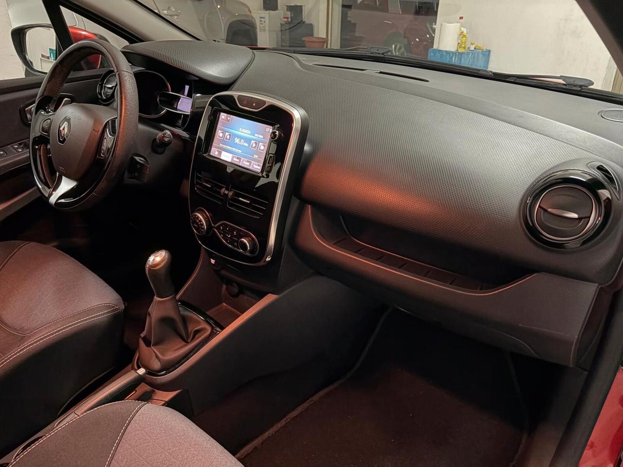 RENAULT CLIO 1.5 DCI S&S 5 PORTE ENERGY