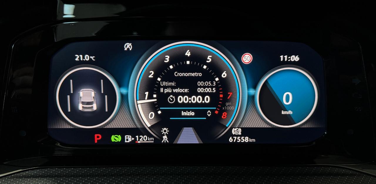 Volkswagen Golf 8 R 4Motion DSG 2.0cc 320cv Tagliandi ufficiali IVA esposta PREZZO REALE