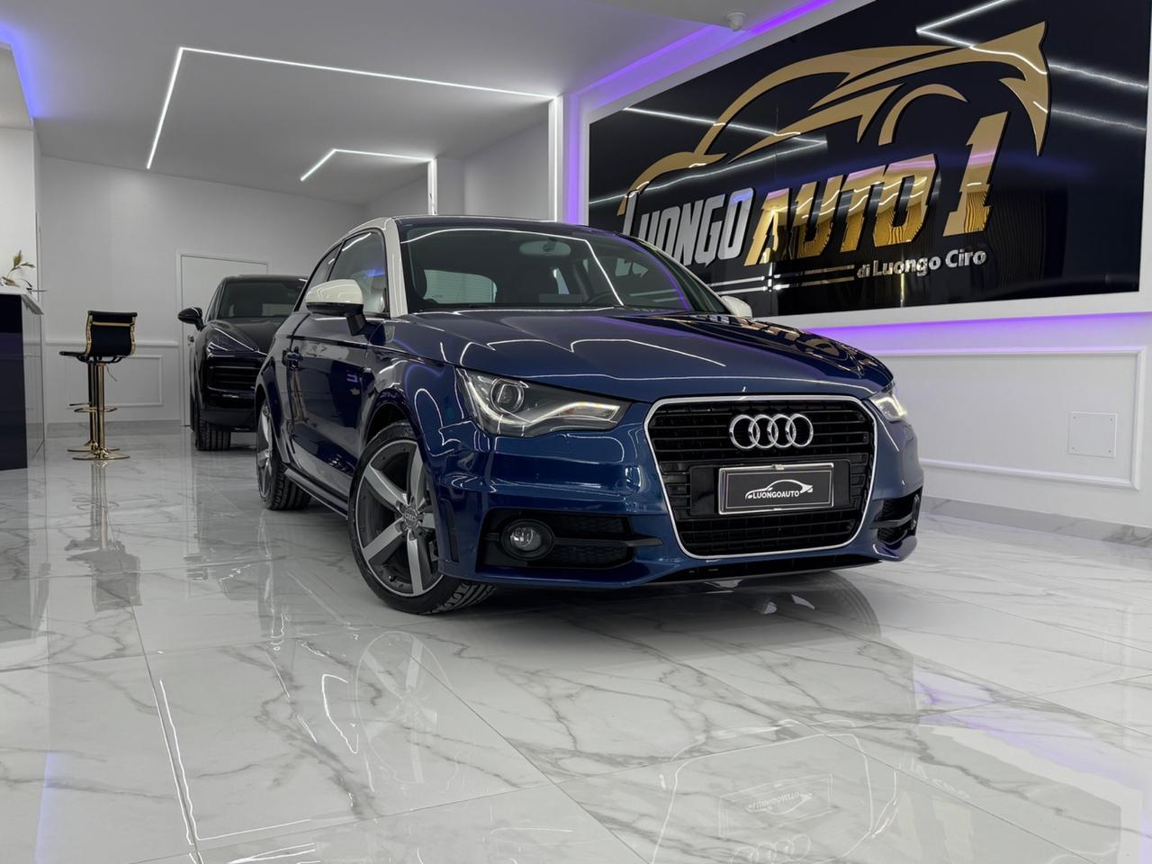 Audi A1 1.6 TDI 105 CV S-line Full Optional
