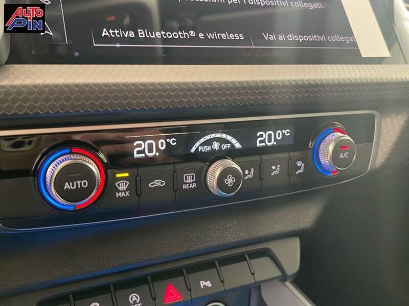 Audi A1 Sportback 30 TFSI S tronic S line edition *Grigio freccia