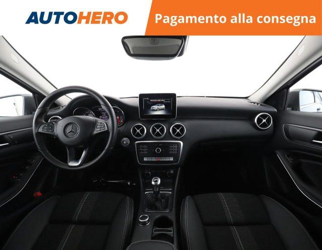 MERCEDES-BENZ A 180 d Sport