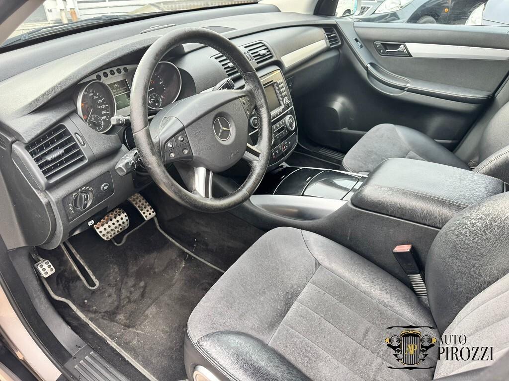 MERCEDES CLASSE R320 del 2008 con soli 160.000KM