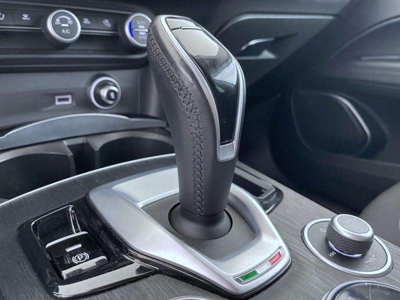 Alfa Romeo Stelvio 2.2 TD 190 CV Super Business AT8 Q4