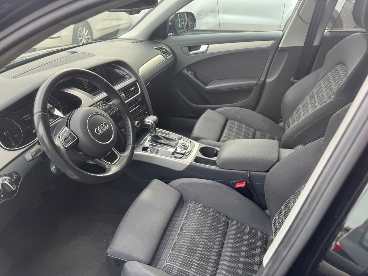 Audi A4 2.0 TDI 150 CV quattro Advanced