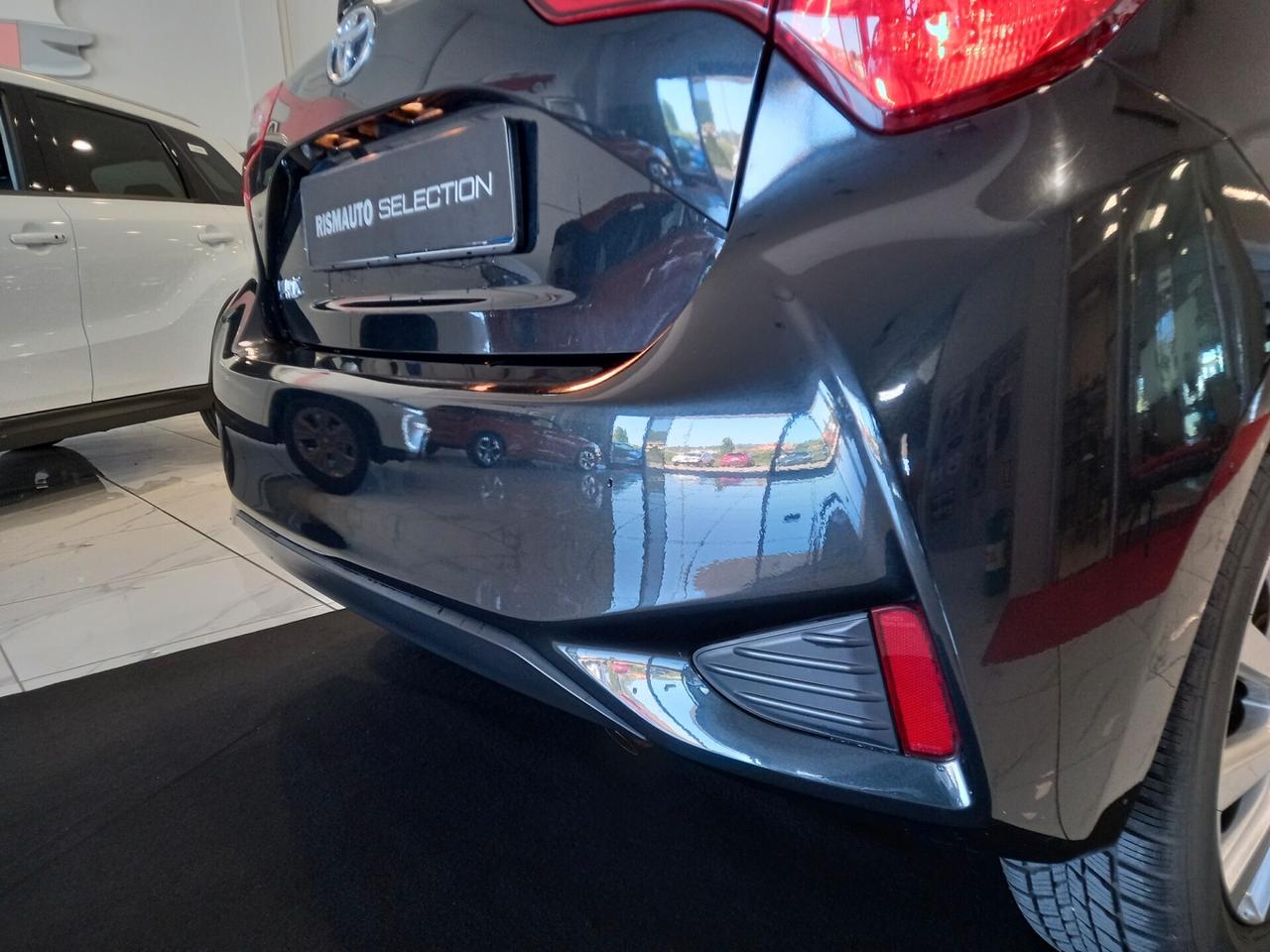 Toyota Yaris 1.0 72 CV 5 porte Lounge