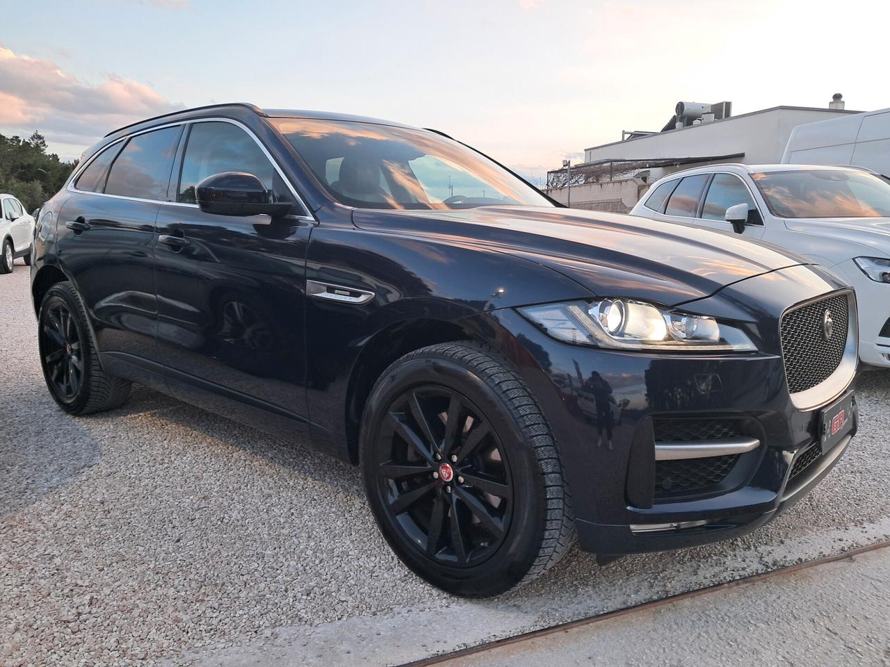 Jaguar F-Pace 2.0 D 180 CV R-Sport *TETTO-PELLE-LED*