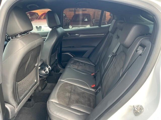 Alfa Romeo Stelvio 2.2 Turbodiesel 210 CV AT8 Q4 Veloce Tì