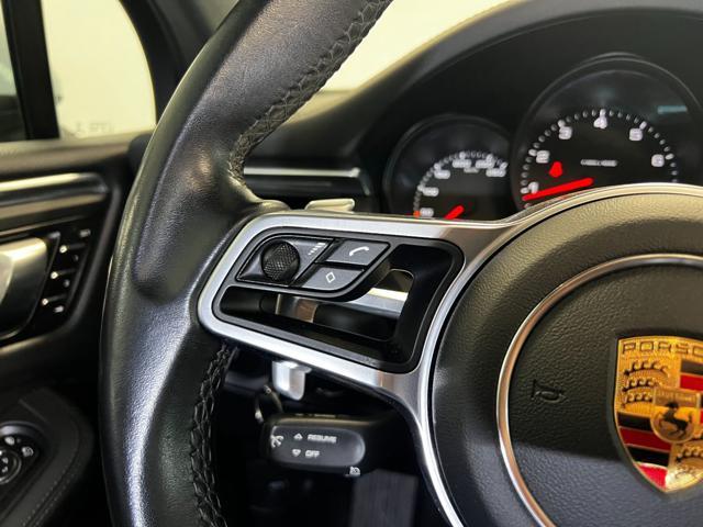 PORSCHE Macan 2.0 GANCIO / P.A.S.M. / TETTO / BIANCO PERLA / 21"