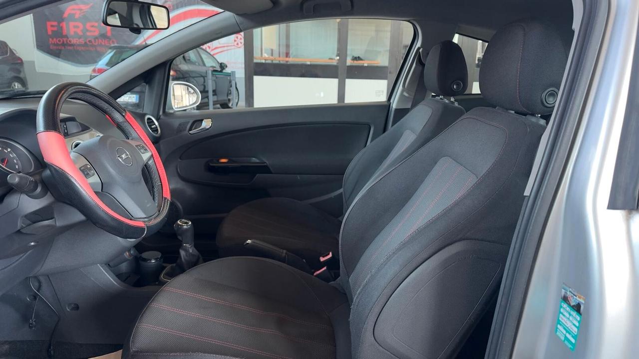 Opel Corsa 1.2 3 porte Sport