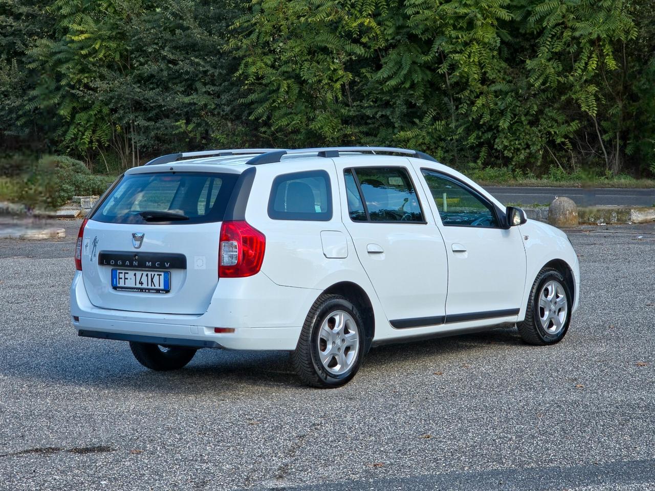 Dacia Lodgy 1.5 dCi 8V 90CV Start&Stop 5 posti Lauréate 2016-E6 Maniale NEO