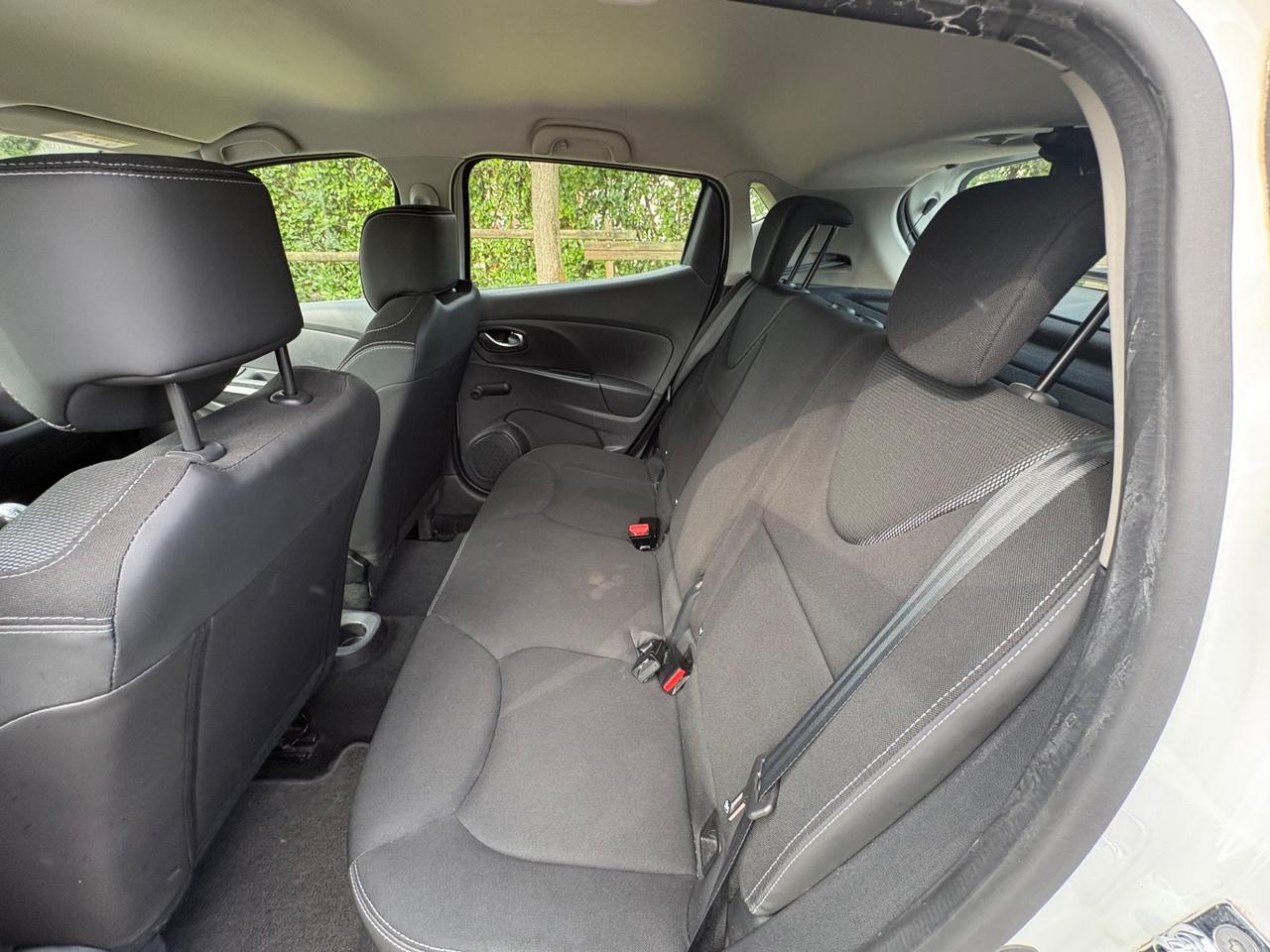 Renault Clio 1.2 75CV Duel