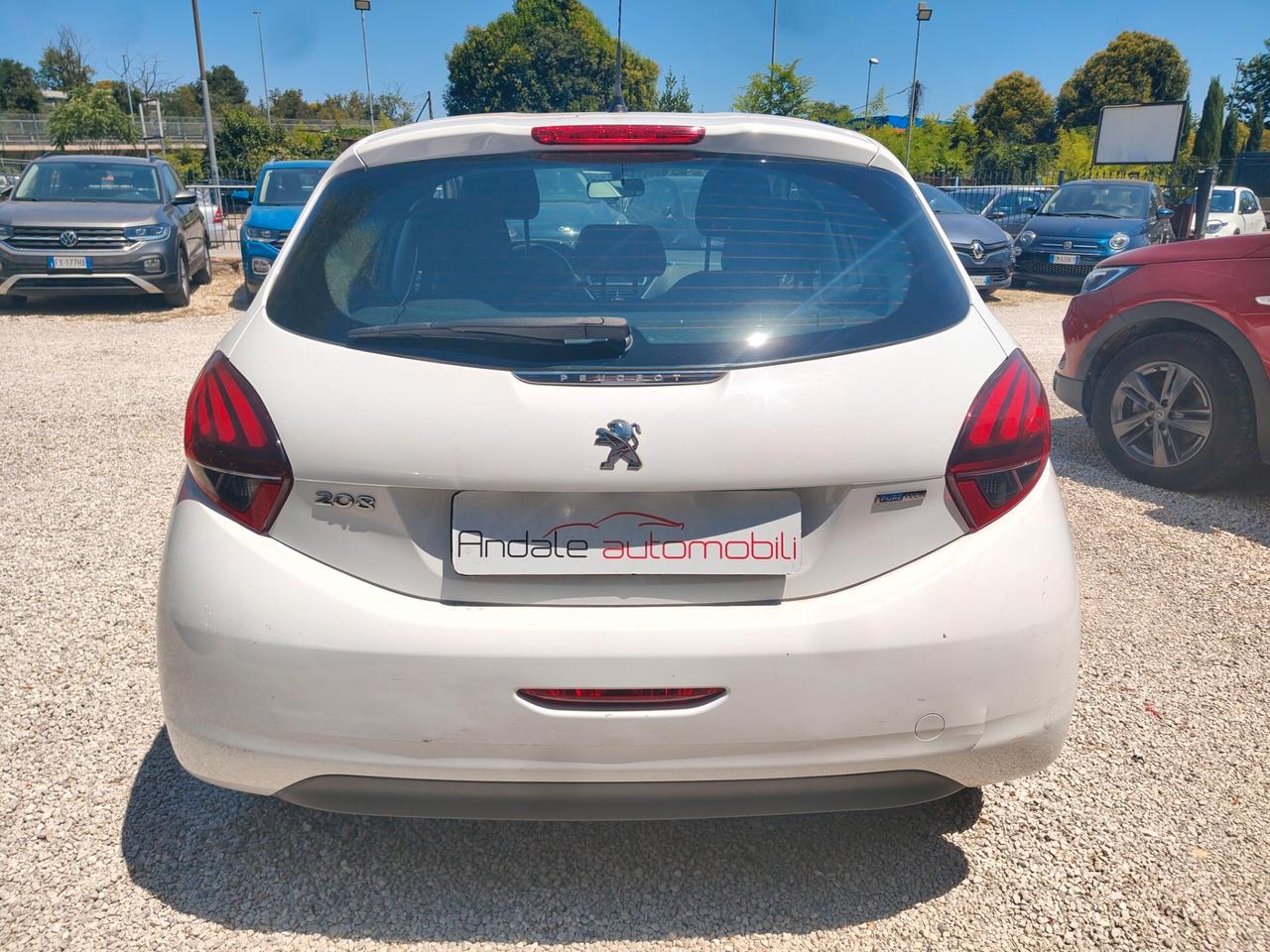 Peugeot 208 1200 5 porte Allure solo 85000km 24