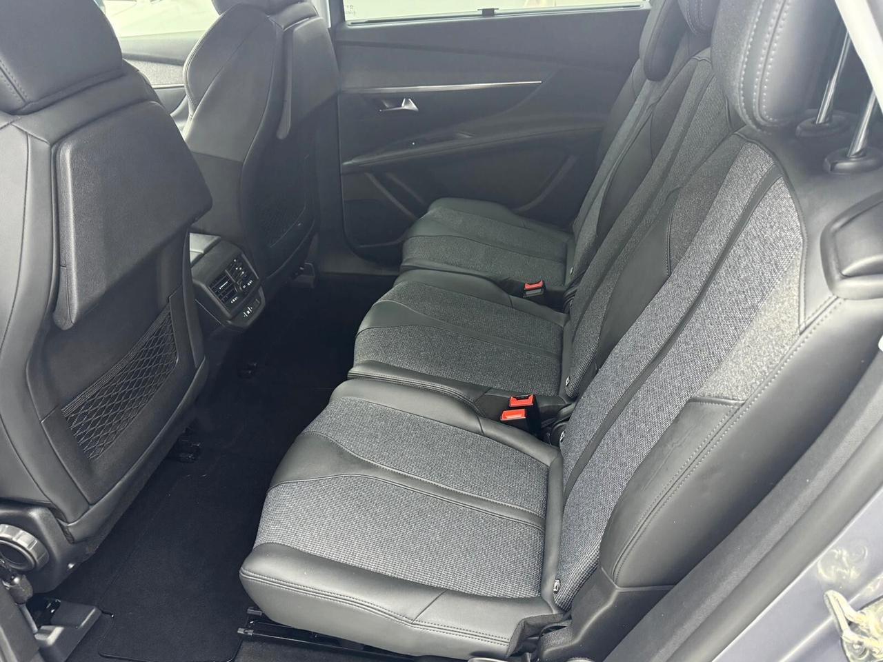 Peugeot 5008 1.2 131CV -Ok neopatentati