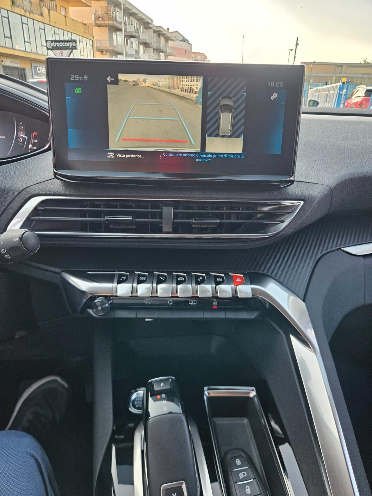 Peugeot 3008 BlueHDi 130 S&S EAT8 Business Edition