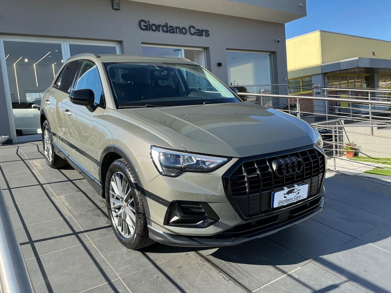 Audi Q3 35 TDI quattro S line edition gancio di traino a scomparsa