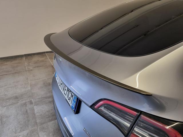 TESLA Model Y AWD Performance