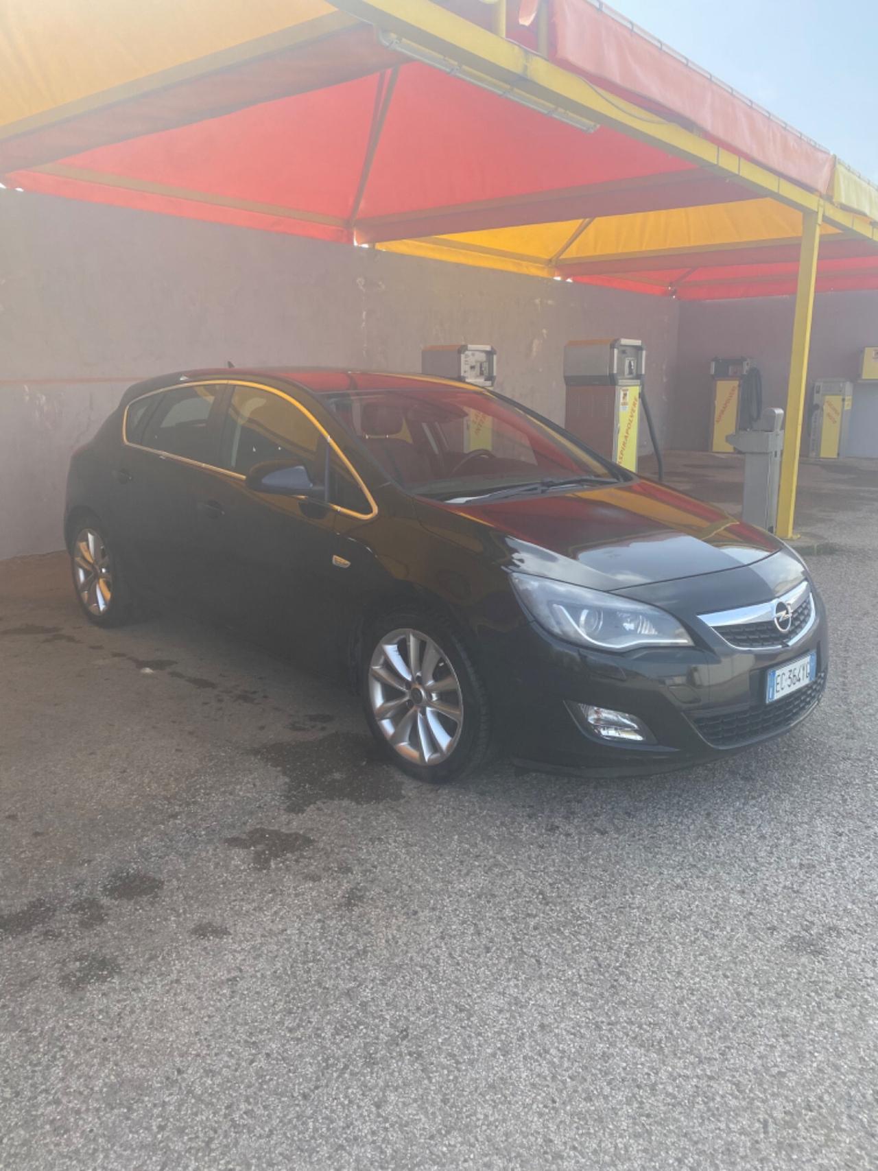 Opel Astra 1.7 CDTI 125CV 5 porte Cosmo