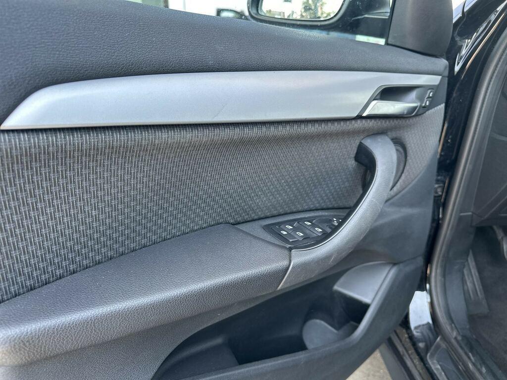 BMW X1 18 i Advantage sDrive