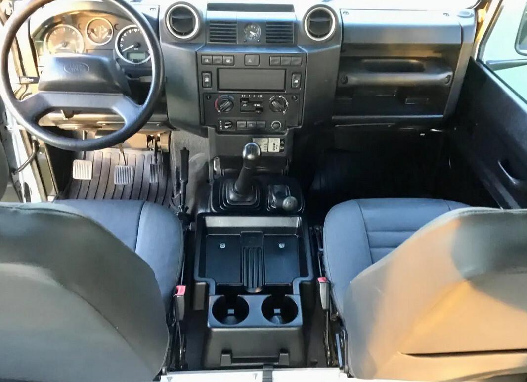Land Rover Defender 90 2.2 TD4 Station Wagon N1