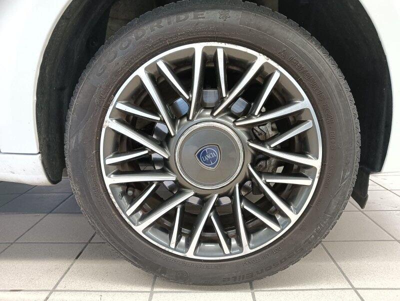 Lancia Ypsilon Ypsilon 1.0 FireFly 5 porte S&S Hybrid Ecochic Gold