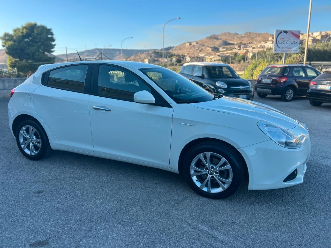 Alfa Romeo Giulietta 1.6 JTDm-2 105 CV Distinctive