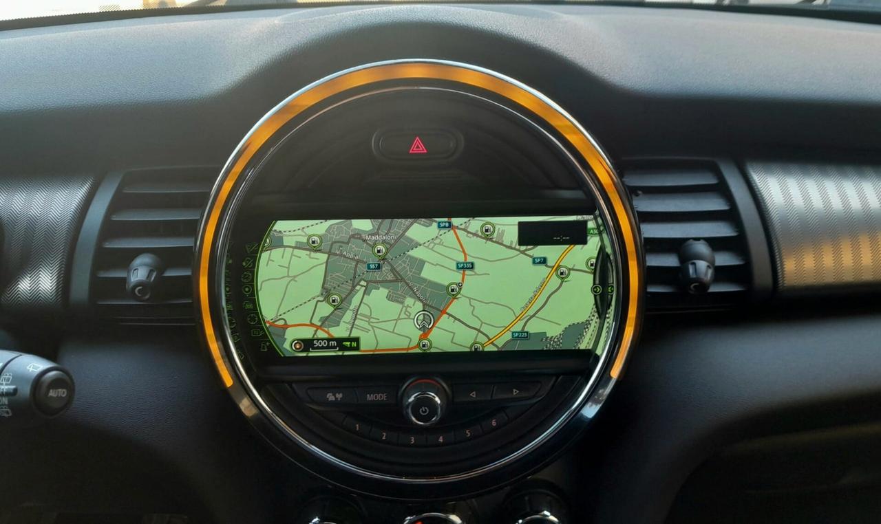 Mini 2.0 Cooper SD aut. Hype 5 porte