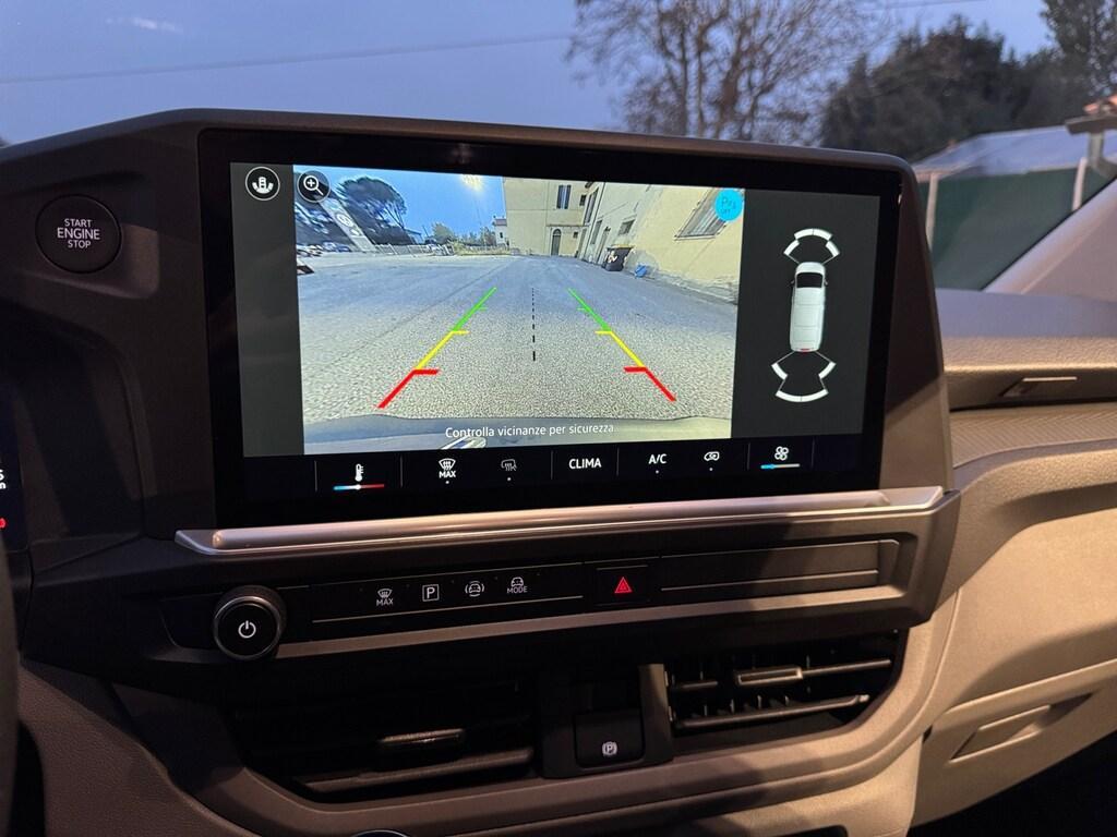 Volkswagen T7 Transporter 28 2.0 Tdi 150CV L1