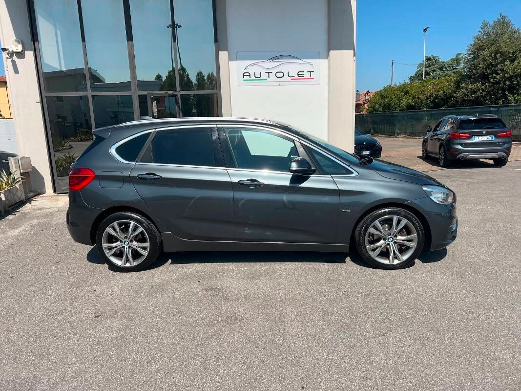 BMW Serie 2 218d Luxury auto my17