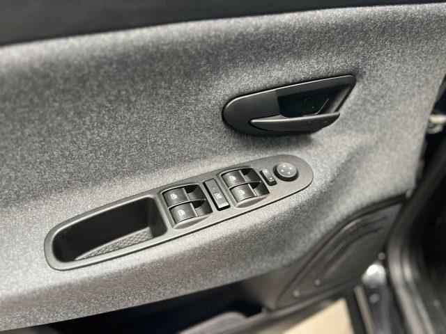 LANCIA Ypsilon 1.0 FireFly 70cv Hybrid Silver Plus