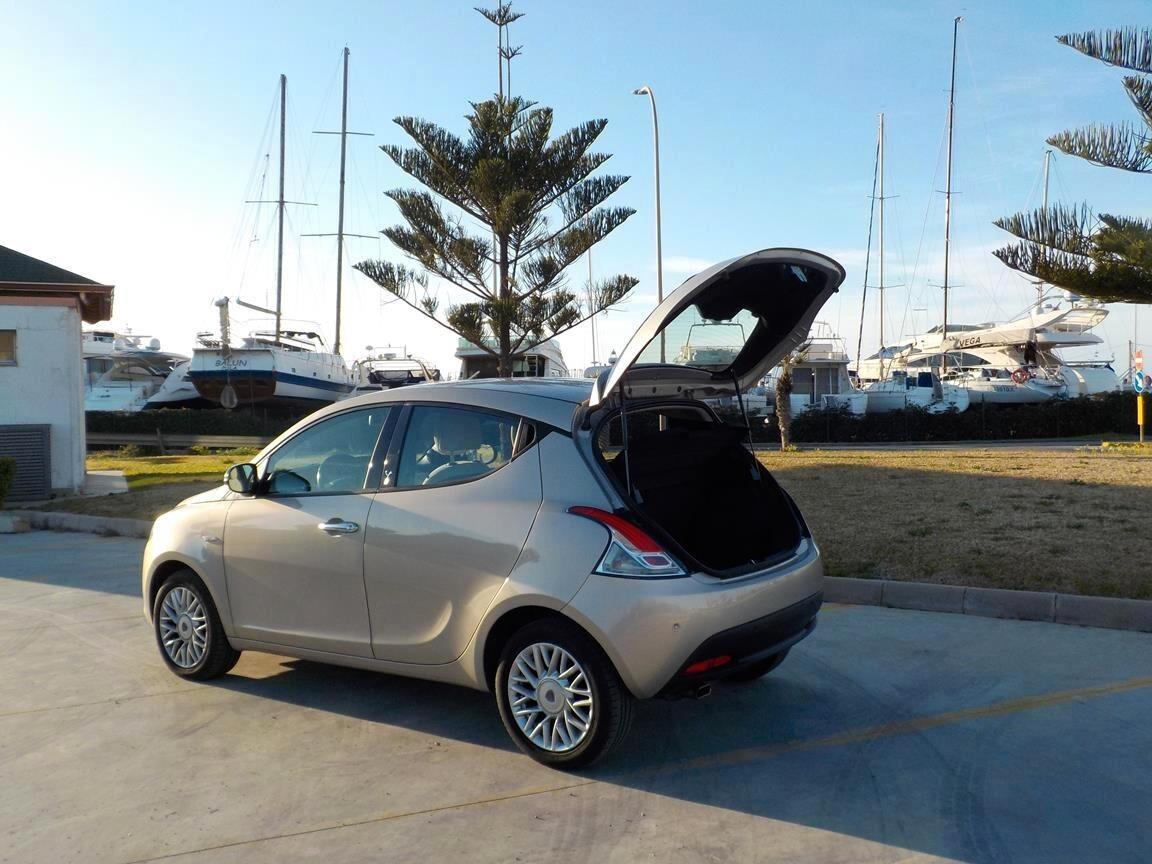 Lancia Ypsilon 1.3 MJT 16V 95 CV 5 porte S&S Gold