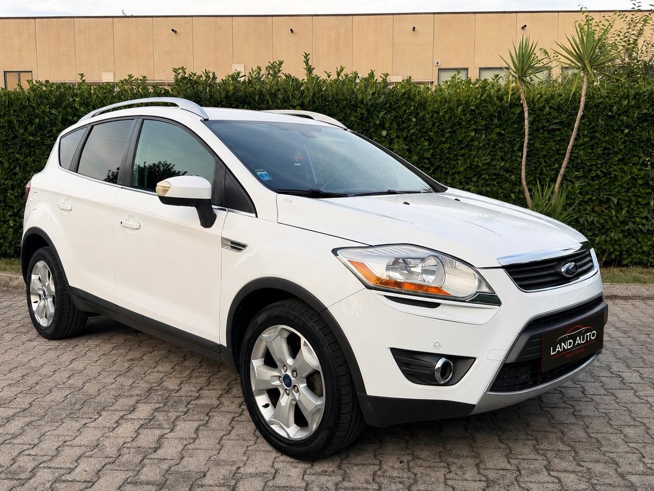 Ford Kuga 2.0 TDCi 163 CV 4WD Titanium