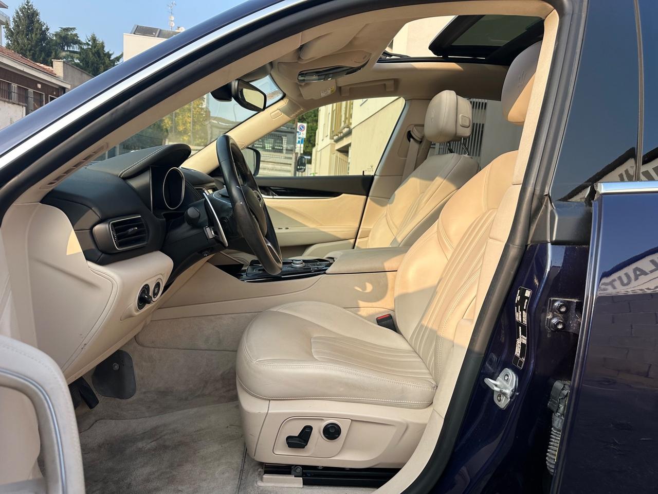 Maserati Levante V6 AWD Granlusso - FULL OPTIONAL