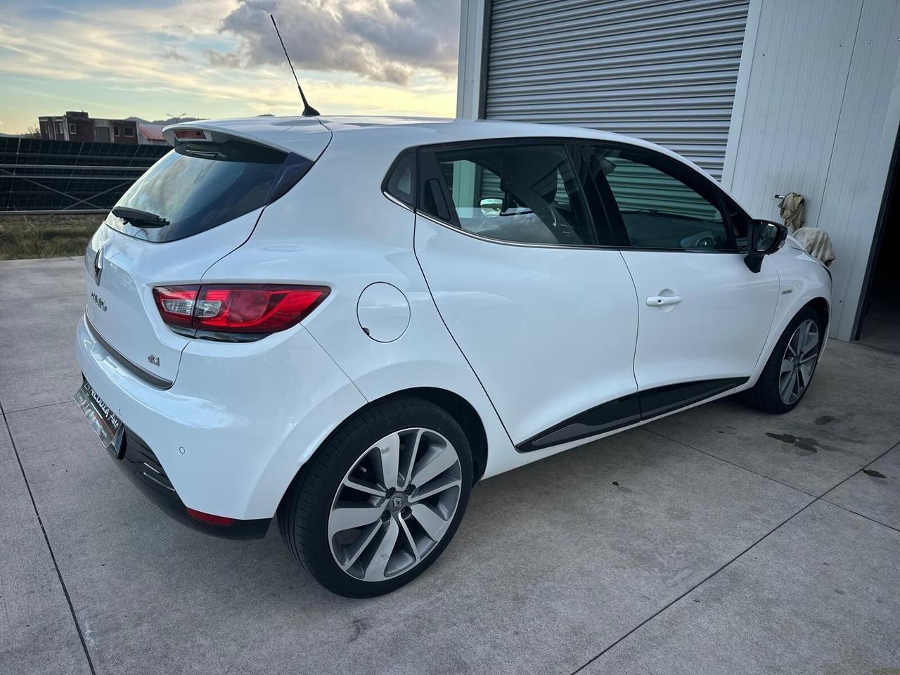 Renault Clio 1.5 dCi 8V 75CV 5 porte Costume National
