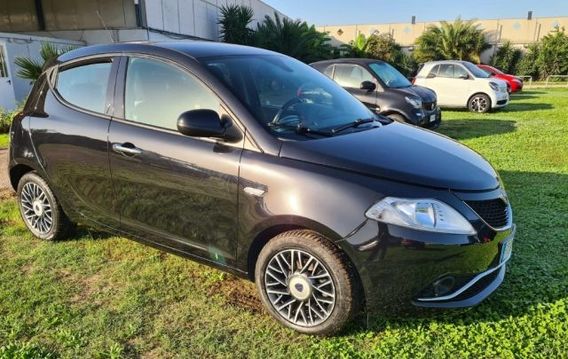 LANCIA Ypsilon 1.3 MJT 16V 95 CV 5 porte S&S Gold