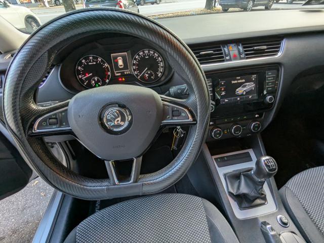 SKODA Octavia 1.4 TSI Wagon Active G-Tec