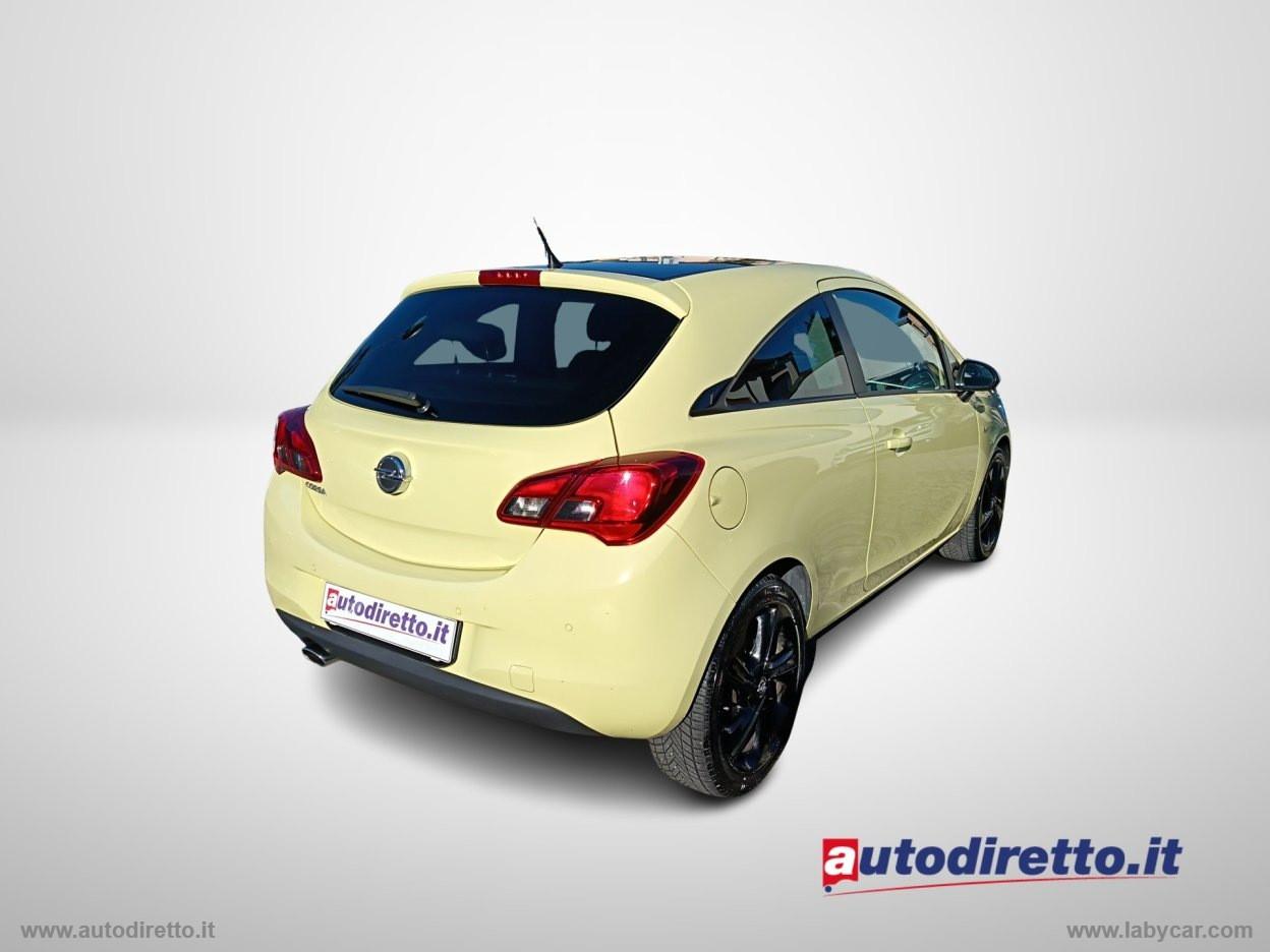 OPEL Corsa 1.2 Coupé b-Color