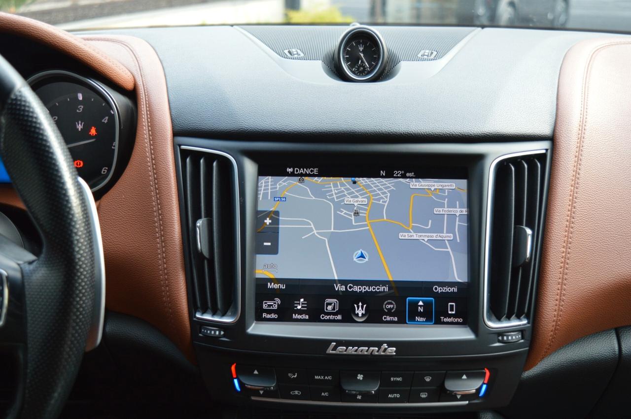 Maserati Levante V6 Diesel 275 CV AWD Granlusso