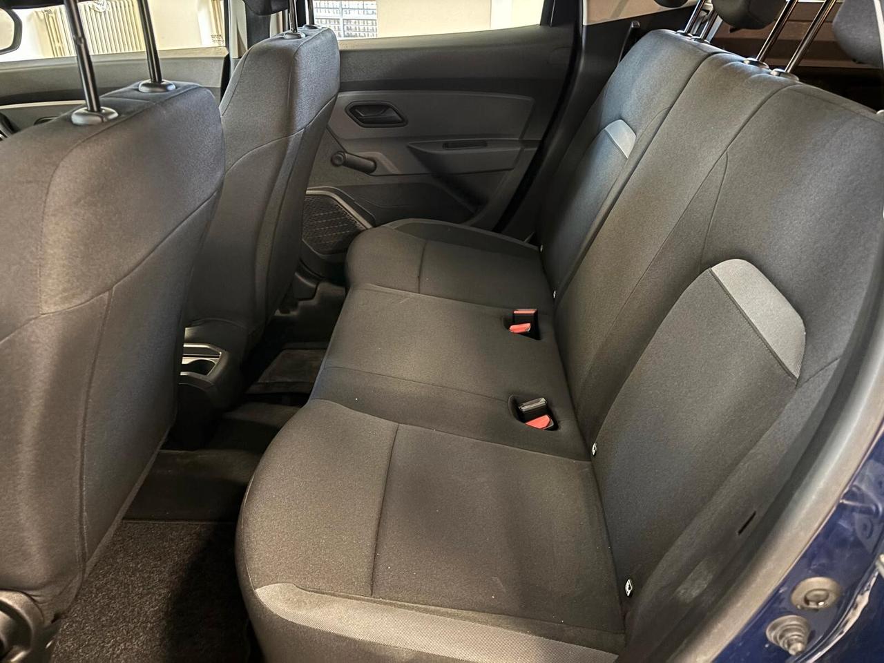 DACIA DUSTER ANNO 2020 BZ GPL ADATTA NEOPATENTATI KM 100 mila