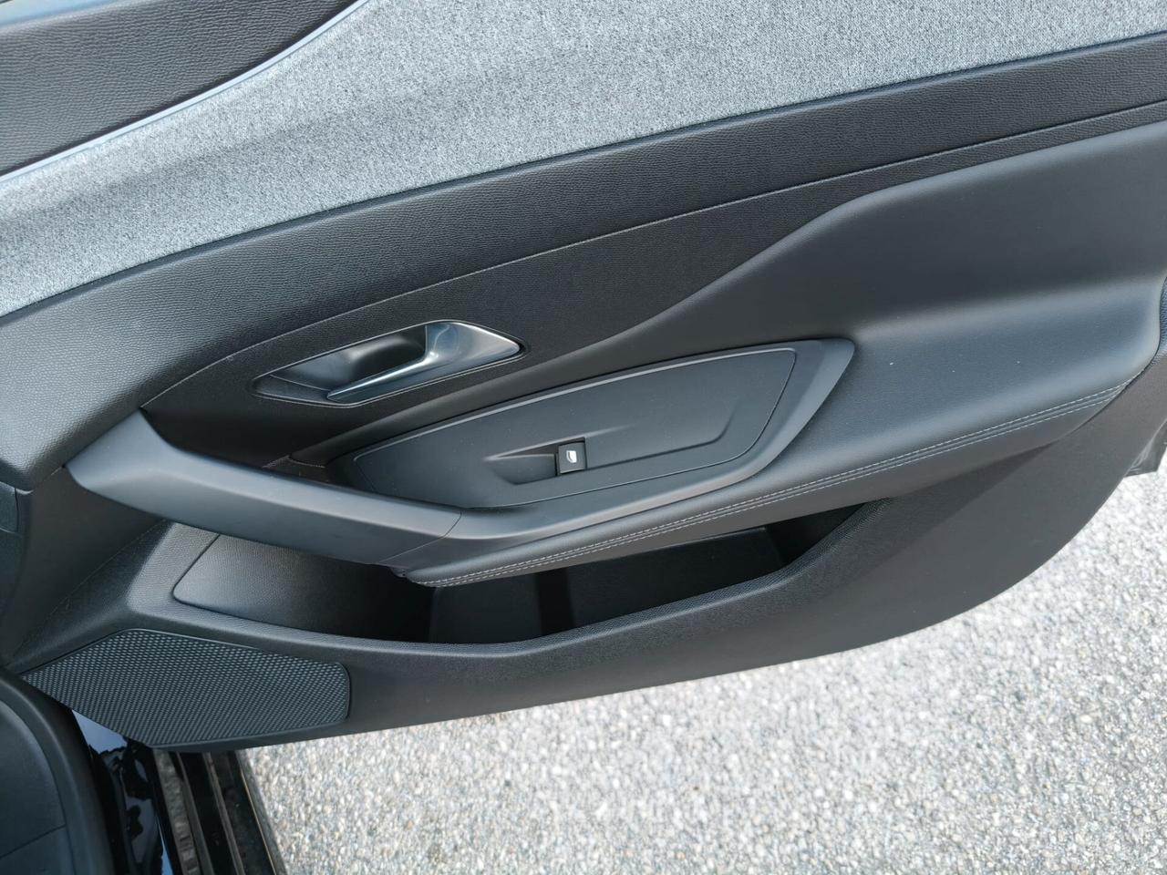 Peugeot 308 BlueHDi 130 S&S SW Allure Pack SINISTRATA