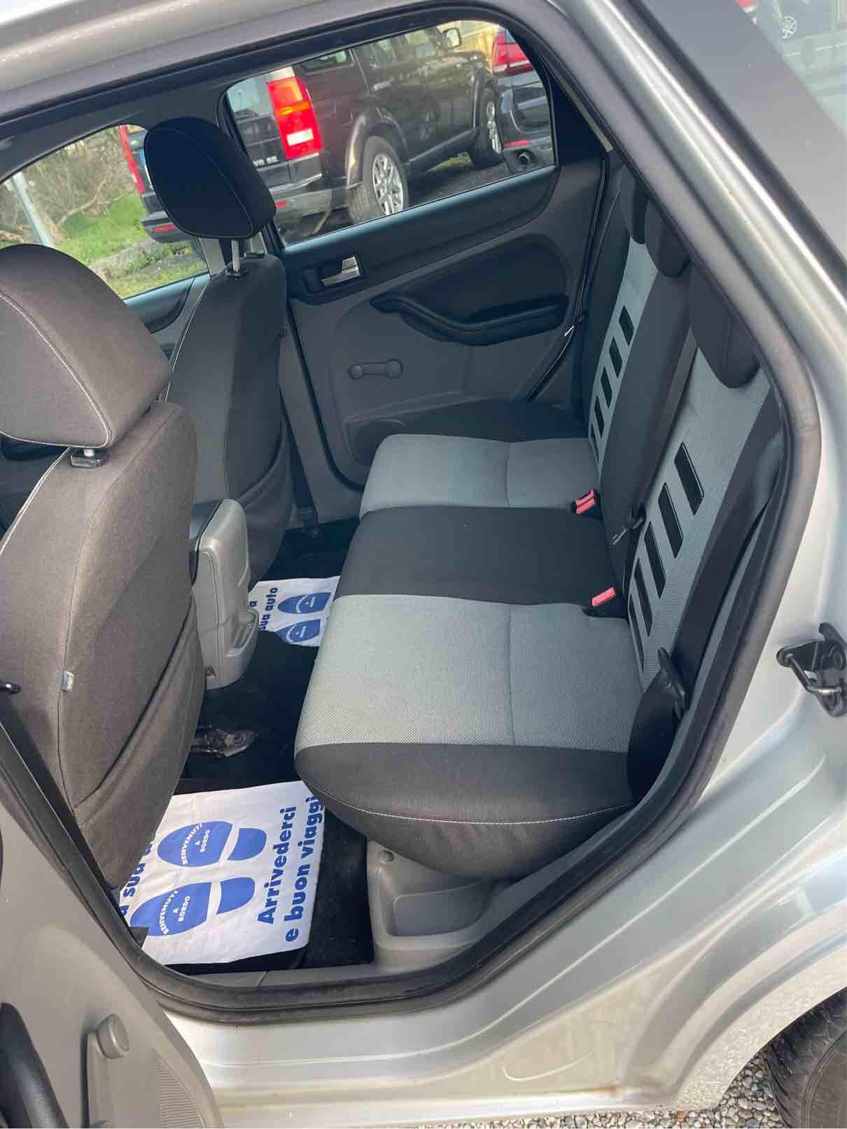 FORD FOCUS - SW .- TITANIUM