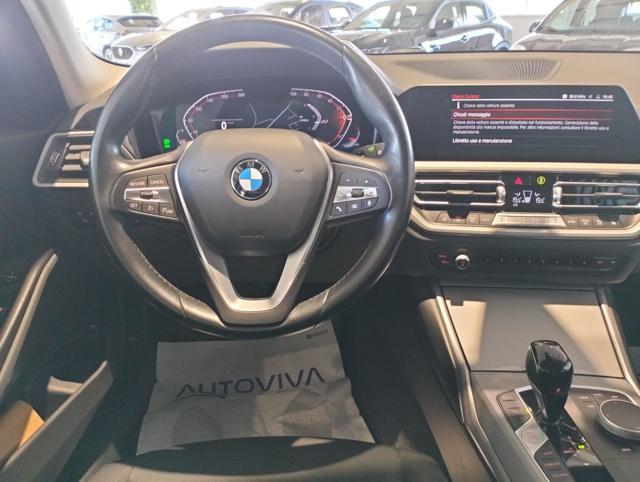 BMW 320 d 48V xDrive Touring Business Advantage
