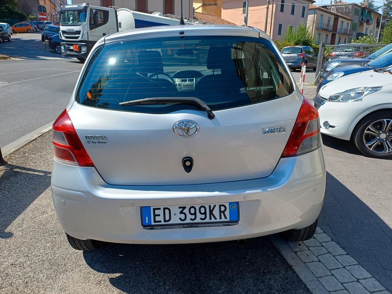 Toyota Yaris 1.3 5 porte Sol